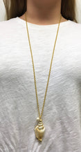 Ula Sea Shell Pendant